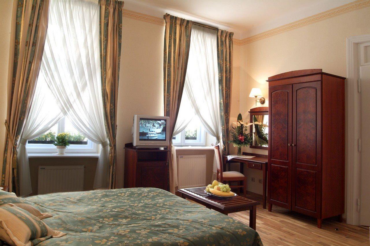 Aparthotel Karmel Krakow Ngoại thất bức ảnh