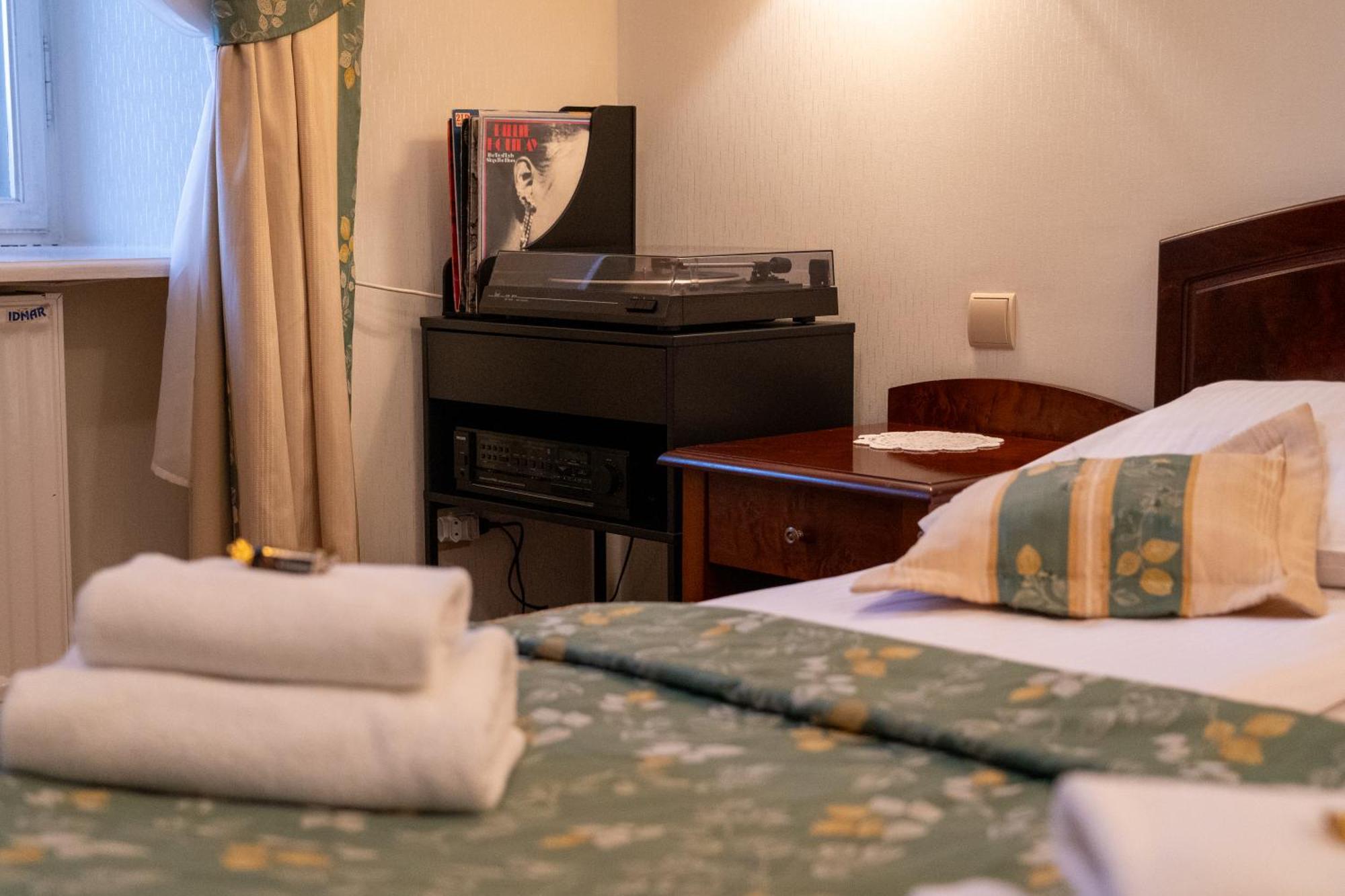 Aparthotel Karmel Krakow Ngoại thất bức ảnh