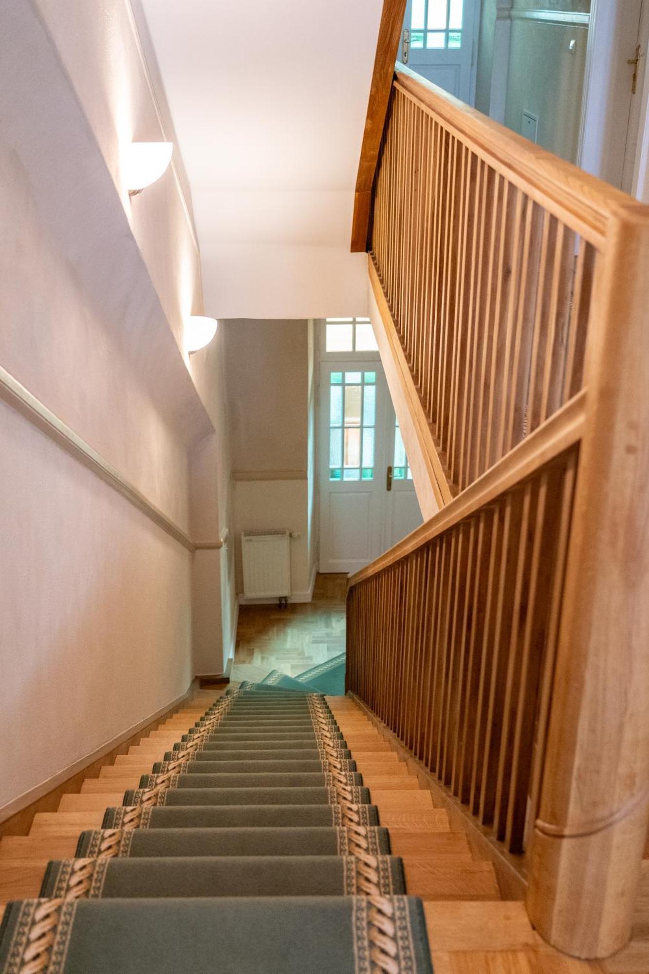 Aparthotel Karmel Krakow Ngoại thất bức ảnh